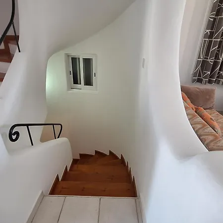 Breeze Villa *