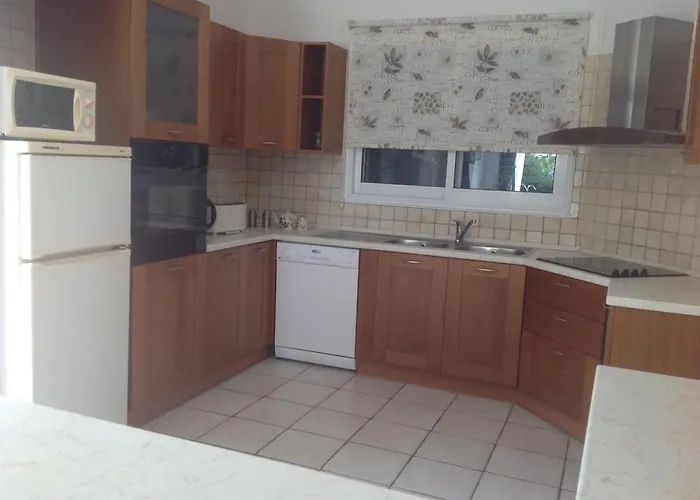 Vila Breeze Klorakas